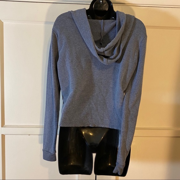 Wonder Woman Super Soft Hoodie Size Small - Picture 5 of 9